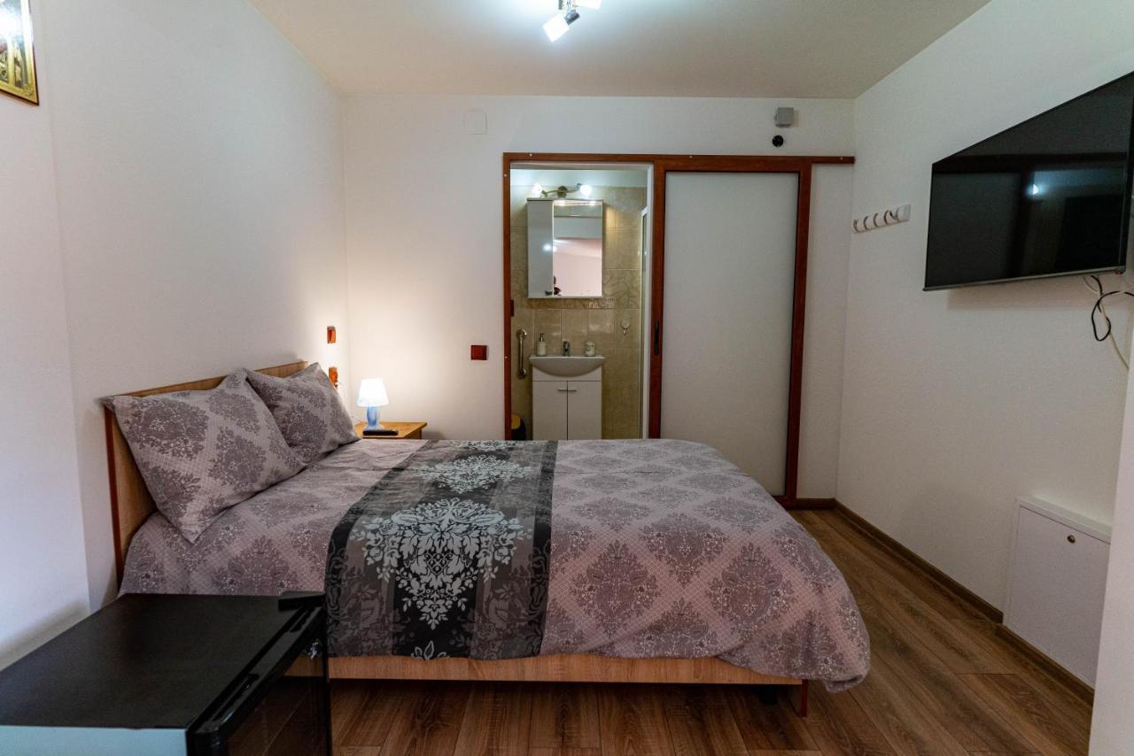 Апартаменты La Bebe 2 Beds Хунедоара Экстерьер фото